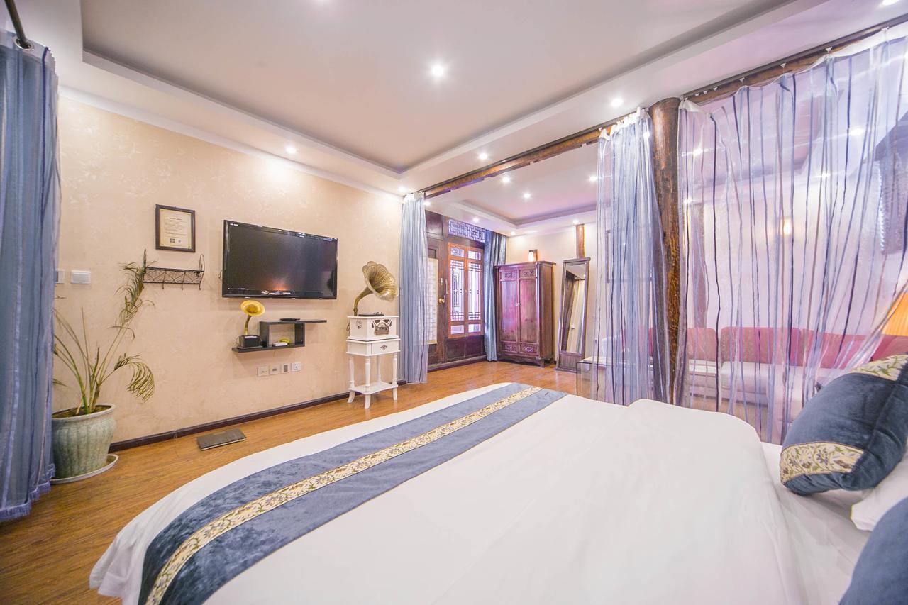 Lijiang Half Moon Bay Inn المظهر الخارجي الصورة