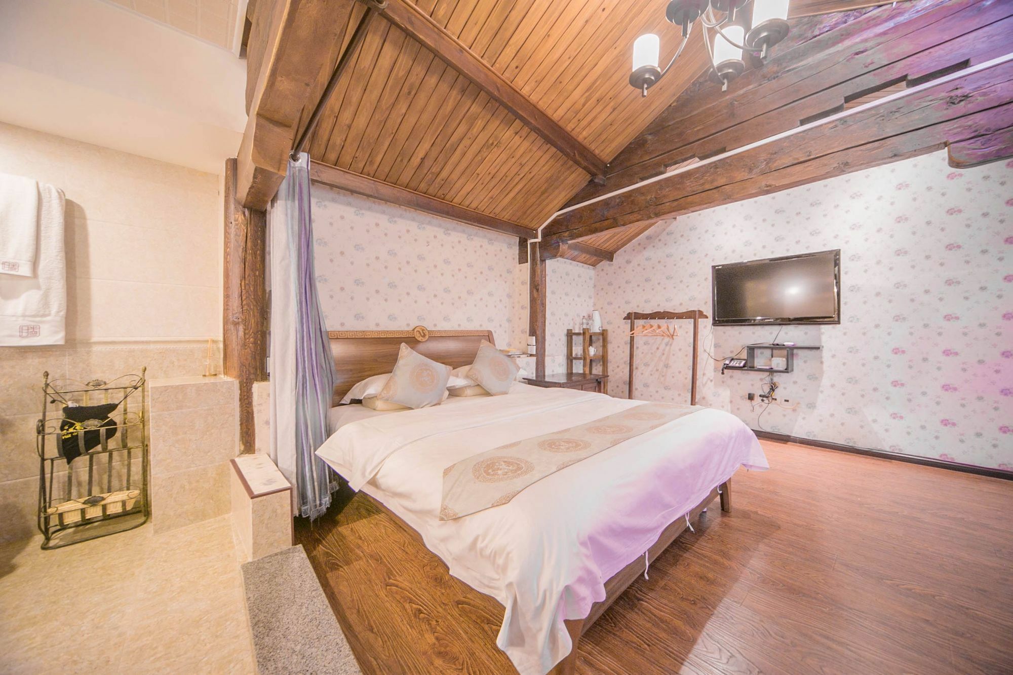 Lijiang Half Moon Bay Inn المظهر الخارجي الصورة