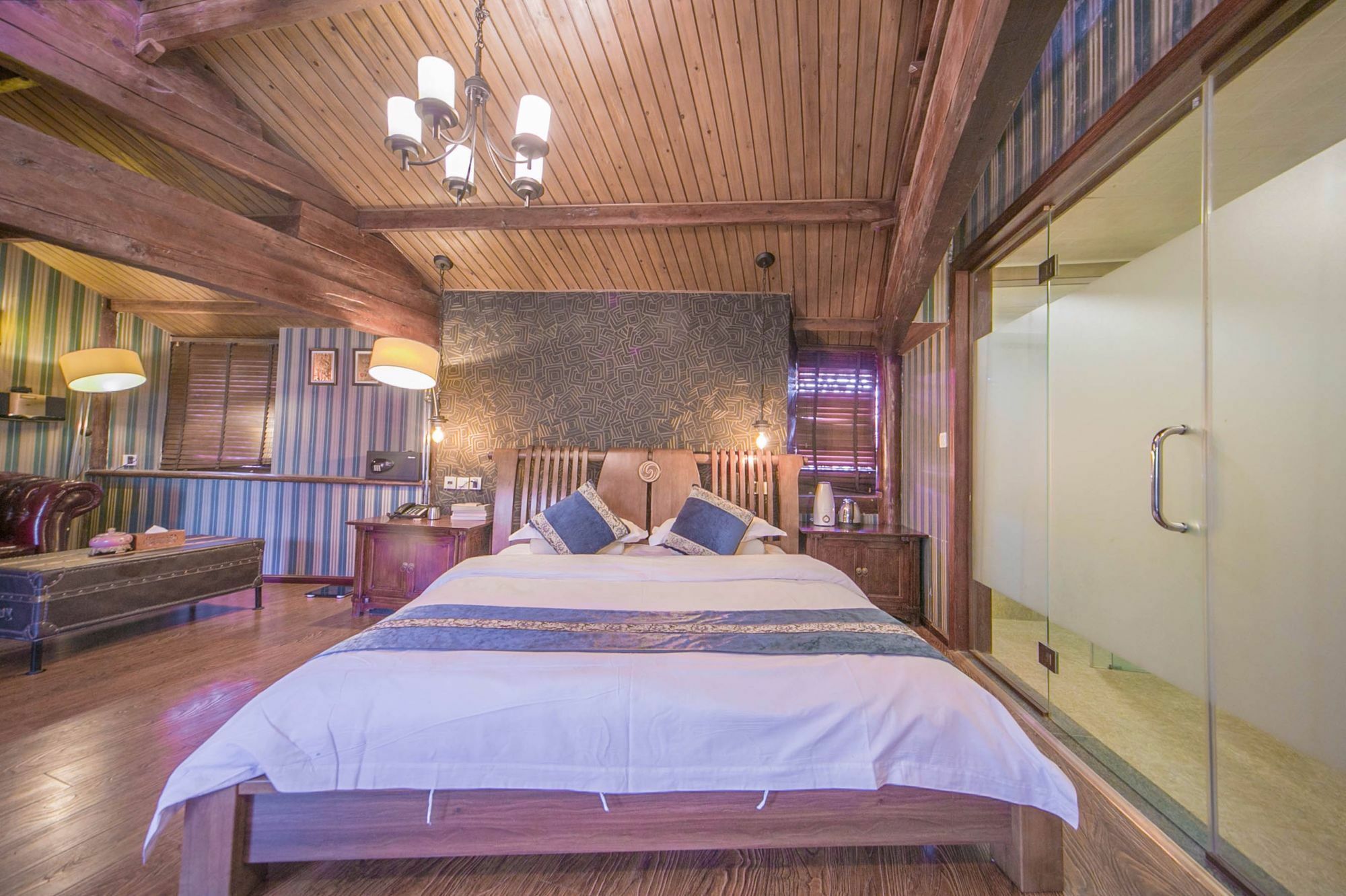 Lijiang Half Moon Bay Inn المظهر الخارجي الصورة