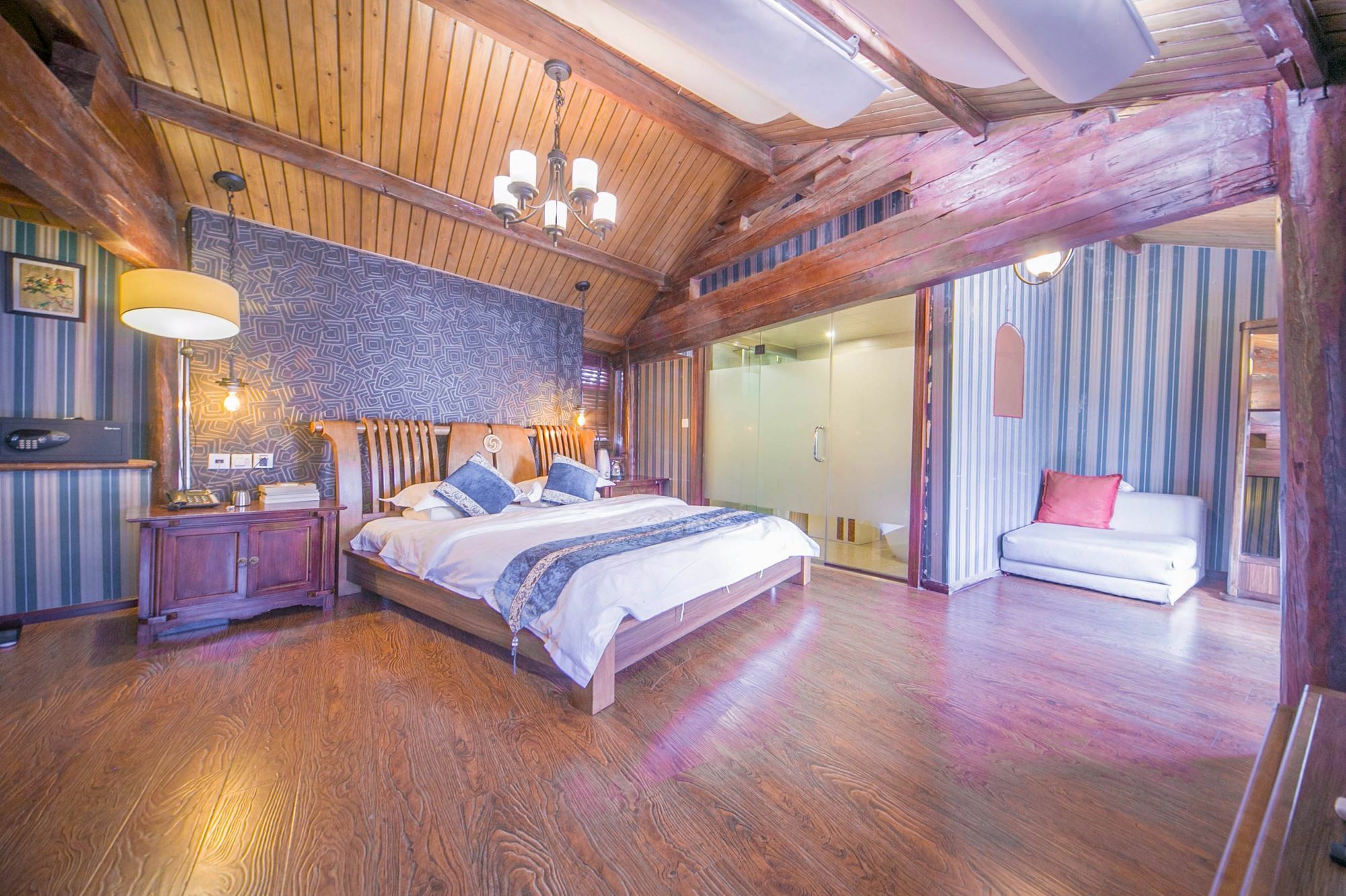 Lijiang Half Moon Bay Inn المظهر الخارجي الصورة