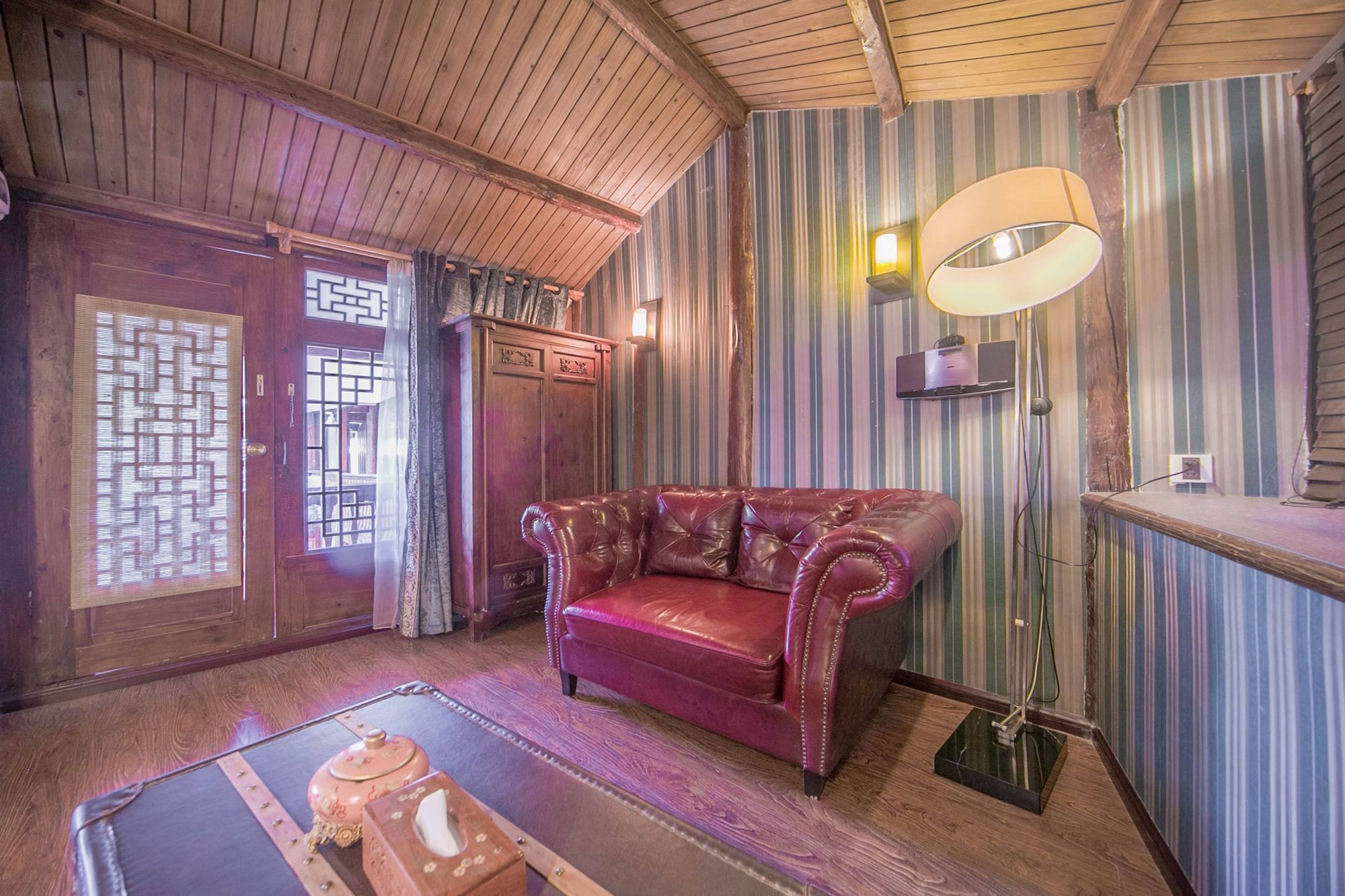 Lijiang Half Moon Bay Inn المظهر الخارجي الصورة