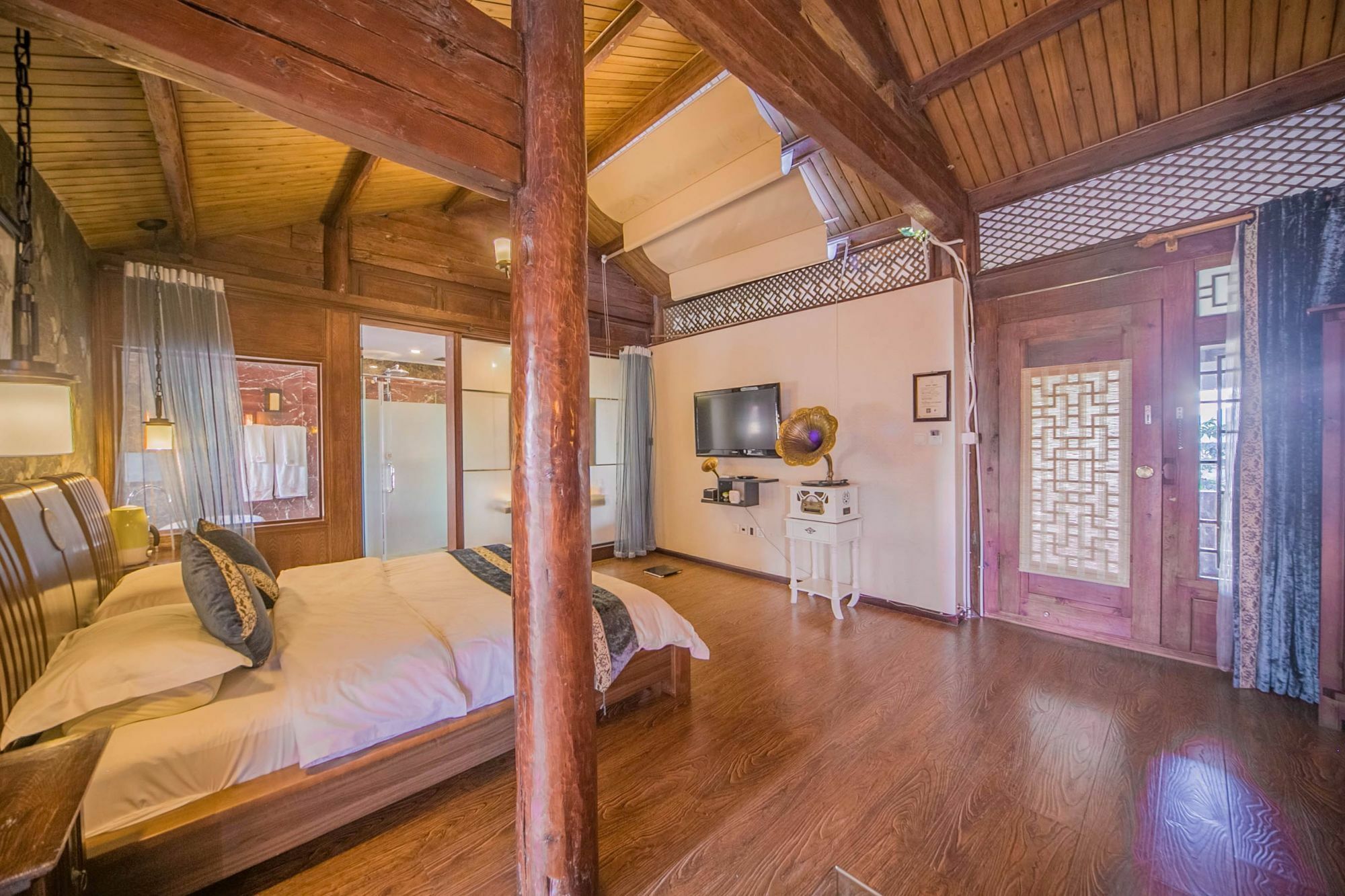 Lijiang Half Moon Bay Inn المظهر الخارجي الصورة
